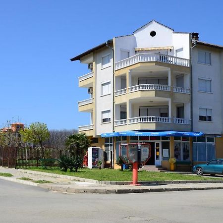 Kirovi House - Guest Rooms Tsarevo Buitenkant foto